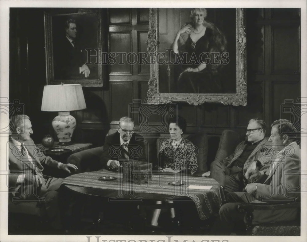 1973 Press Photo Governor Nelson Rockefeller With Brothers And Sister