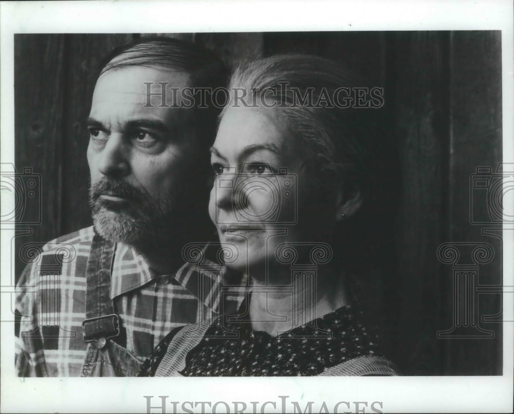 1985 Press Photo Edward Seamon And Co-Star Star In 'Foxfire' At Guthrie Theater- Historic Images