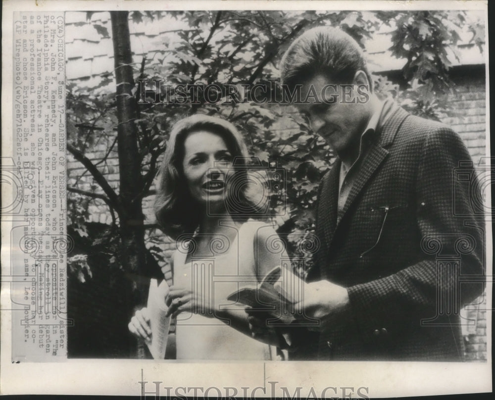 1967 Press Photo Princess Radziwill, John Ericson at garden of Verses, Chicago.
