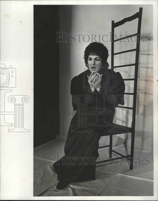 1976 Press Photo Soprano Patricia Nelson in Skylight's "Black Widow" - mjp22993- Historic Images