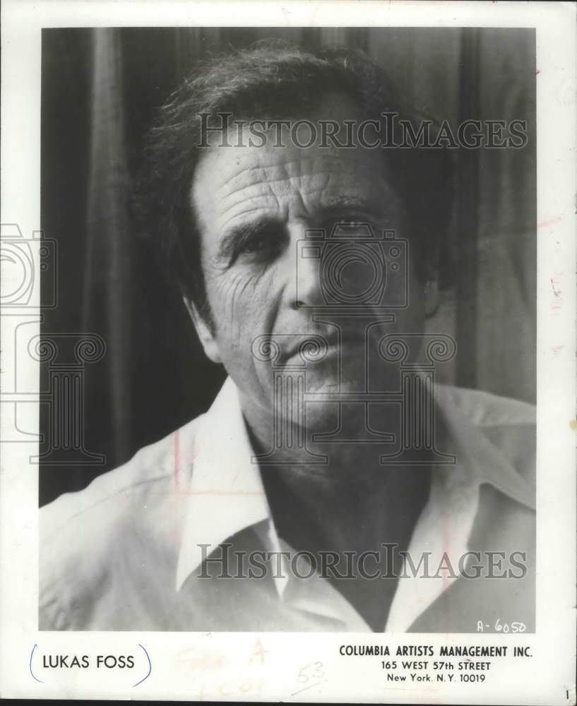 1987 Press Photo Lukas Foss, Conductor - mjp23252