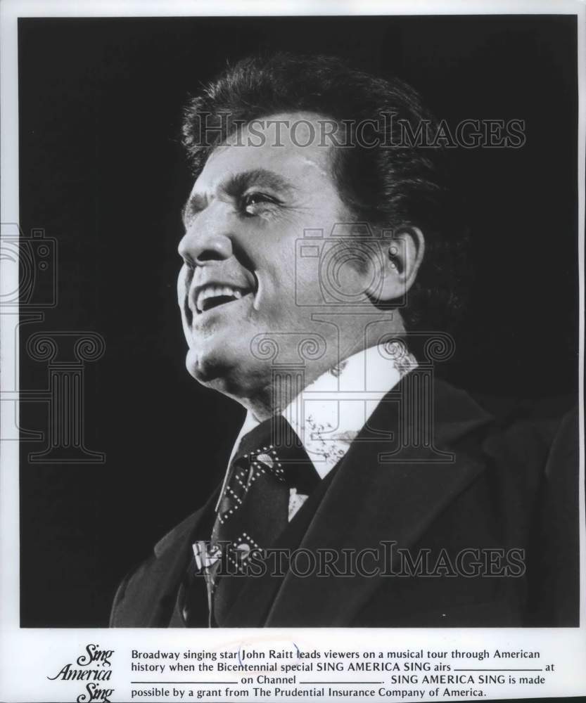 1976 Press Photo Broadway singing star John Raitt in &quot;Sing America Sing.&quot;- Historic Images