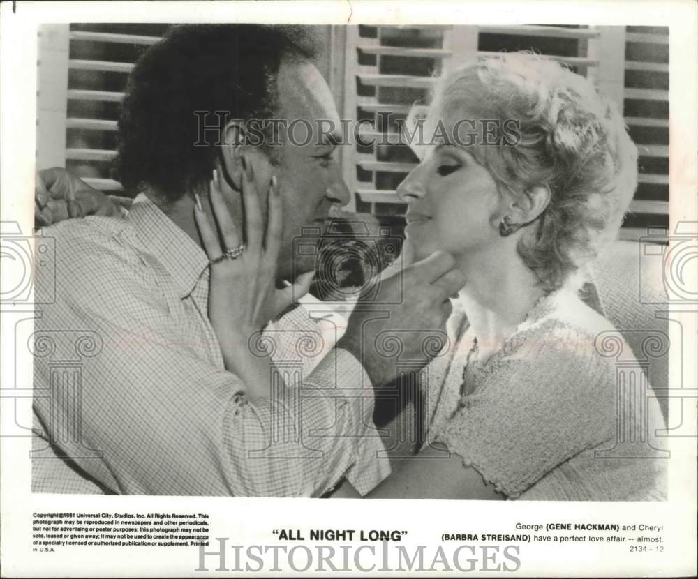 1981 Press Photo Gene Hackman And Barbra Streisand In Scene Of "All Night Long"