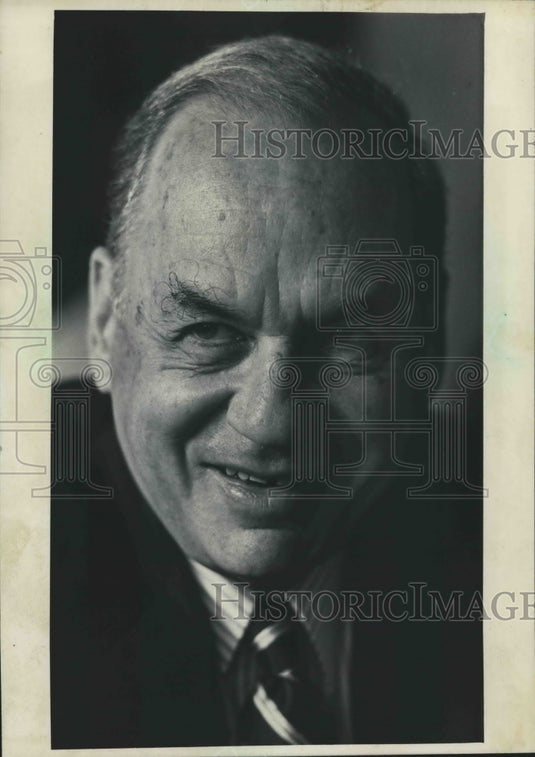 1985 Press Photo Edwin Newman retired NBC newsman and language critic.- Historic Images