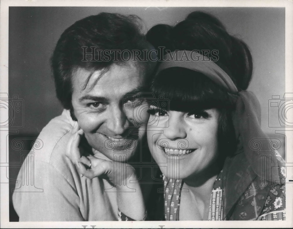 1970 Press Photo Des O&#39;&#39;Connor and Jo Anne Worley in &quot;Summer Music Hall&quot; NBC- Historic Images