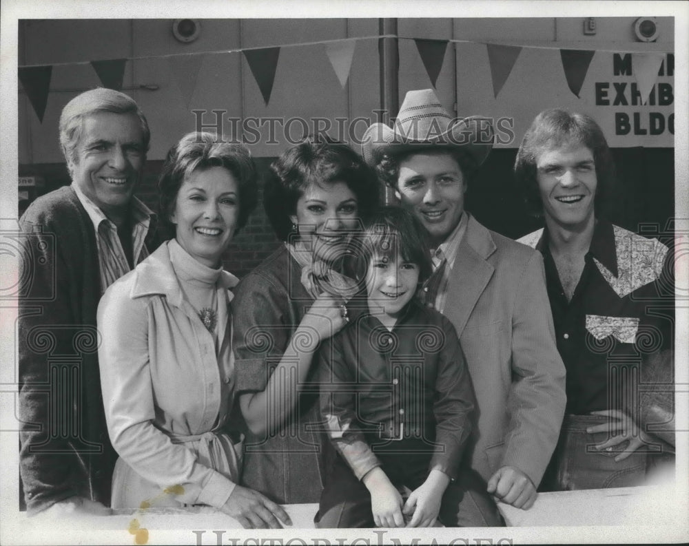 1976 Press Photo cast of &quot;State Fair&quot; on CBS-TV - mjp26990- Historic Images