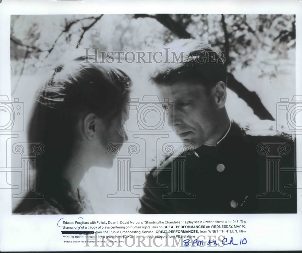 1978 Press Photo Edward Fox &amp; Felicity Dean star in &quot;Shooting the Chandelier&quot;- Historic Images