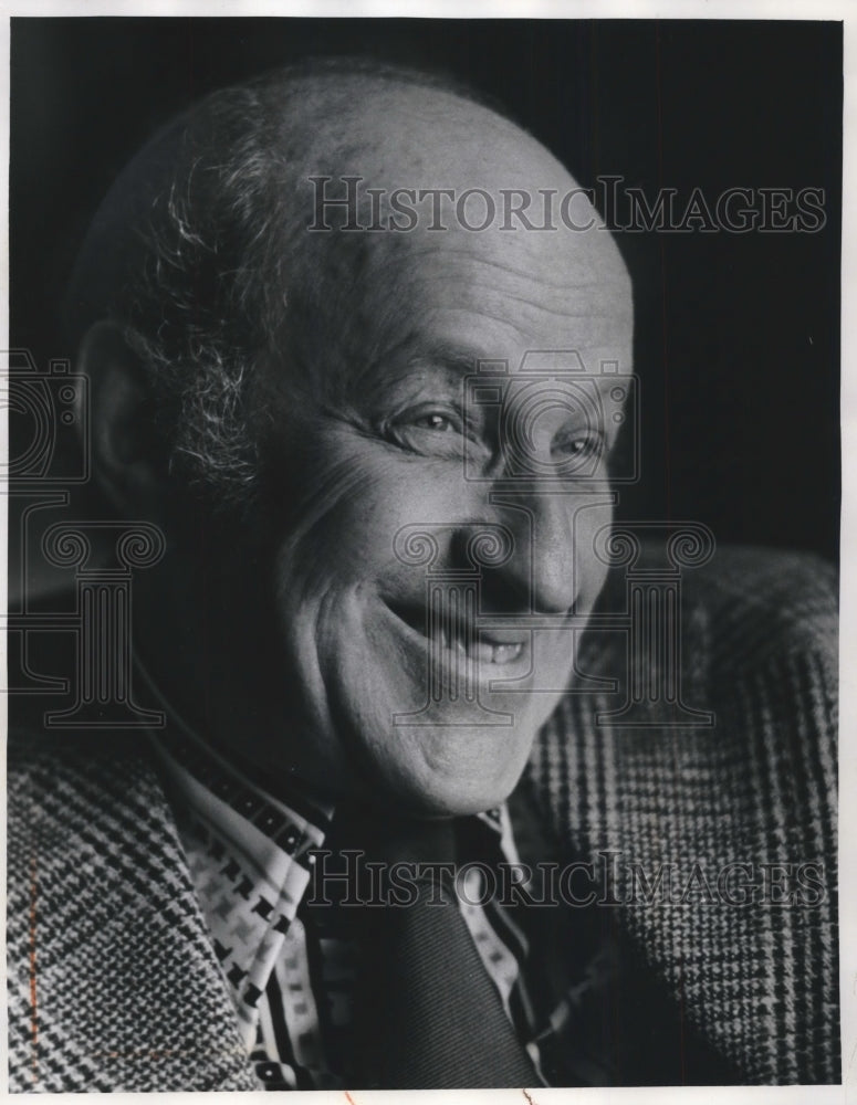 1972 Press Photo Playwright Garson Kanin- Historic Images