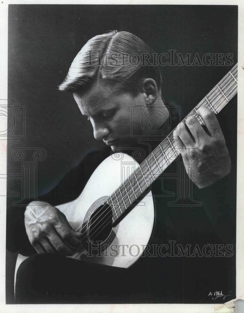 1969 Press Photo Christopher Parkening, guitarist- Historic Images