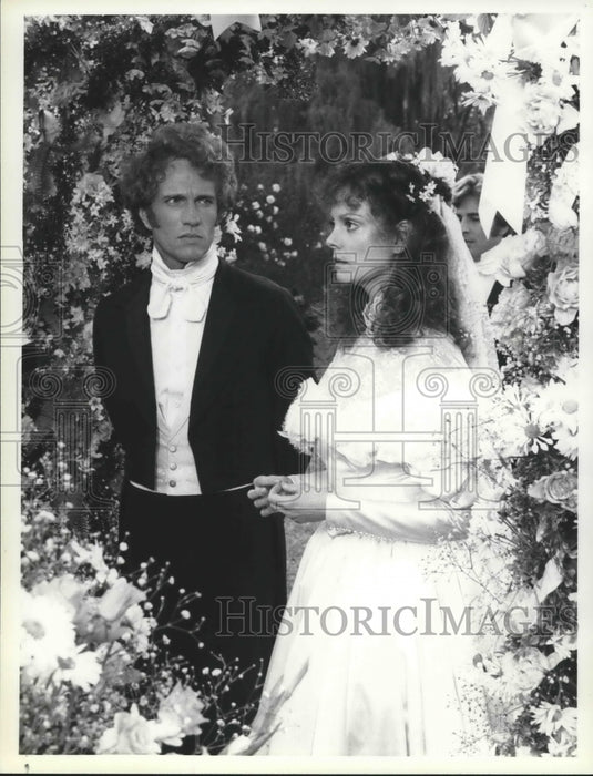 1980 Press Photo Paul Rudd & Lesley Ann Warren in "Beulah Land" - mjp28668- Historic Images
