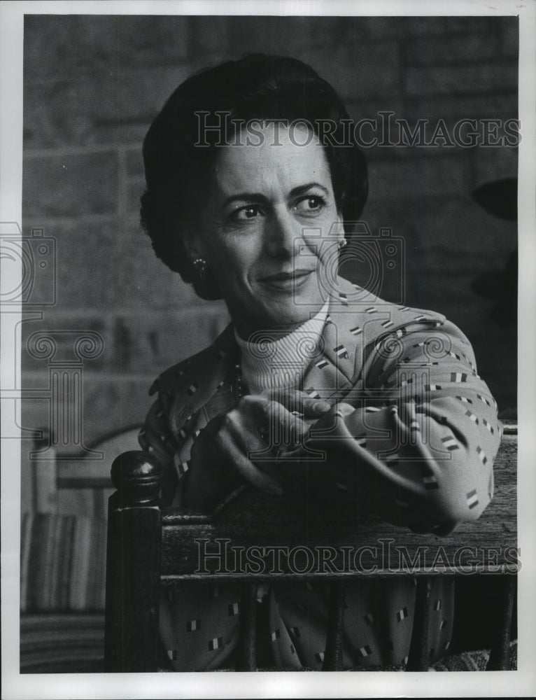 1974 Press Photo Ballerina Lupe Serrano- Historic Images