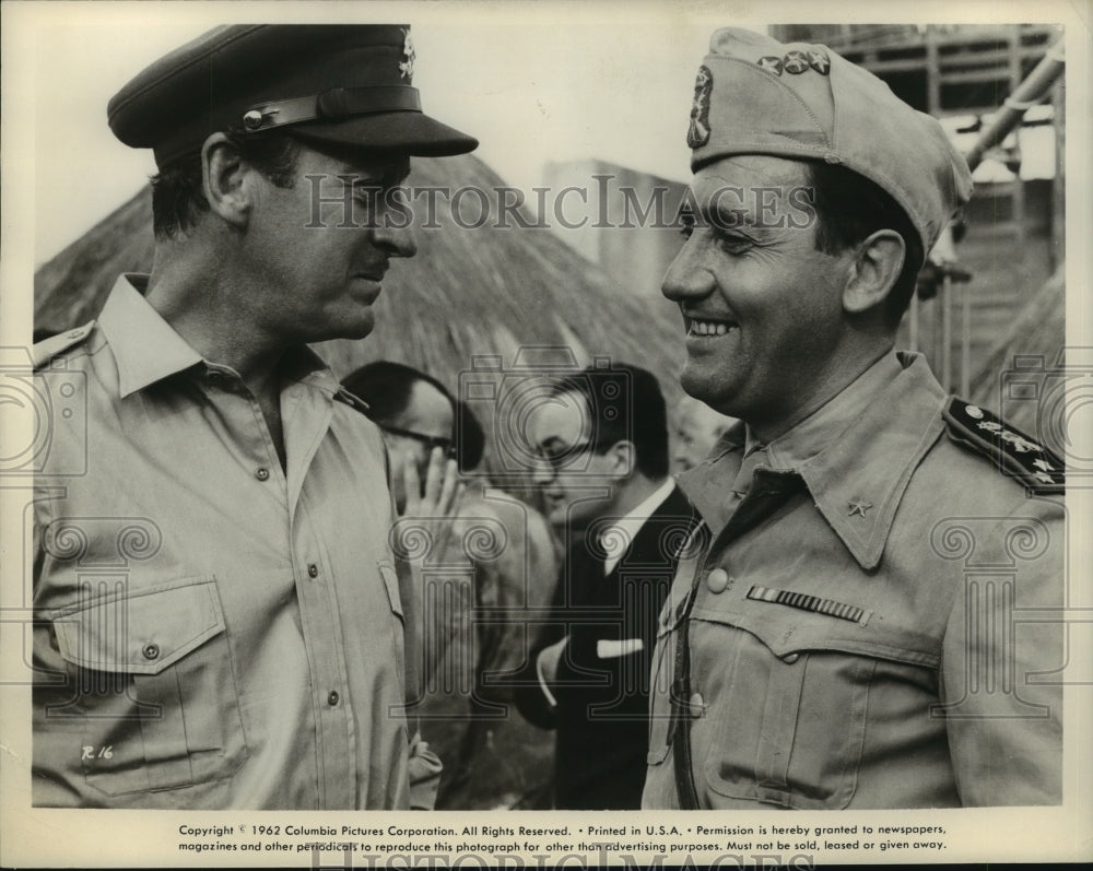 1962 Press Photo Actor Al Sordi and other