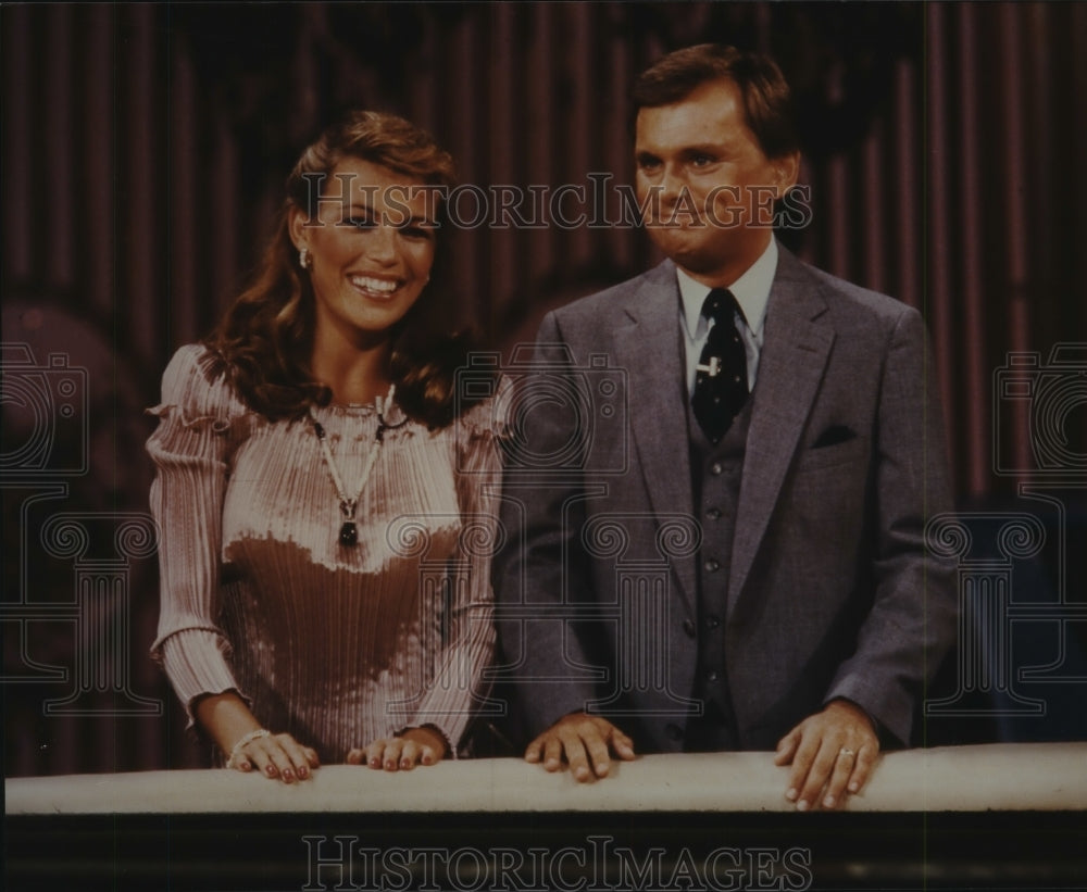 1985 Press Photo Game Show Host Pat Sajak And Vanna White - mjp29914