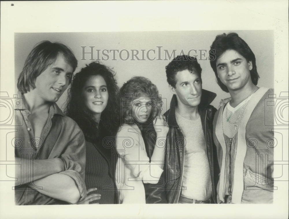 1984 Press Photo John Stamos &amp; other stars of &quot;Dreams&quot; - mjp31836- Historic Images