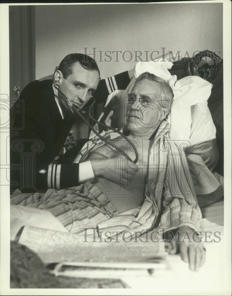 1980 Press Photo Actor Jason Robards And Michael Gross In &#39;F.D.R. The Last Year&#39;