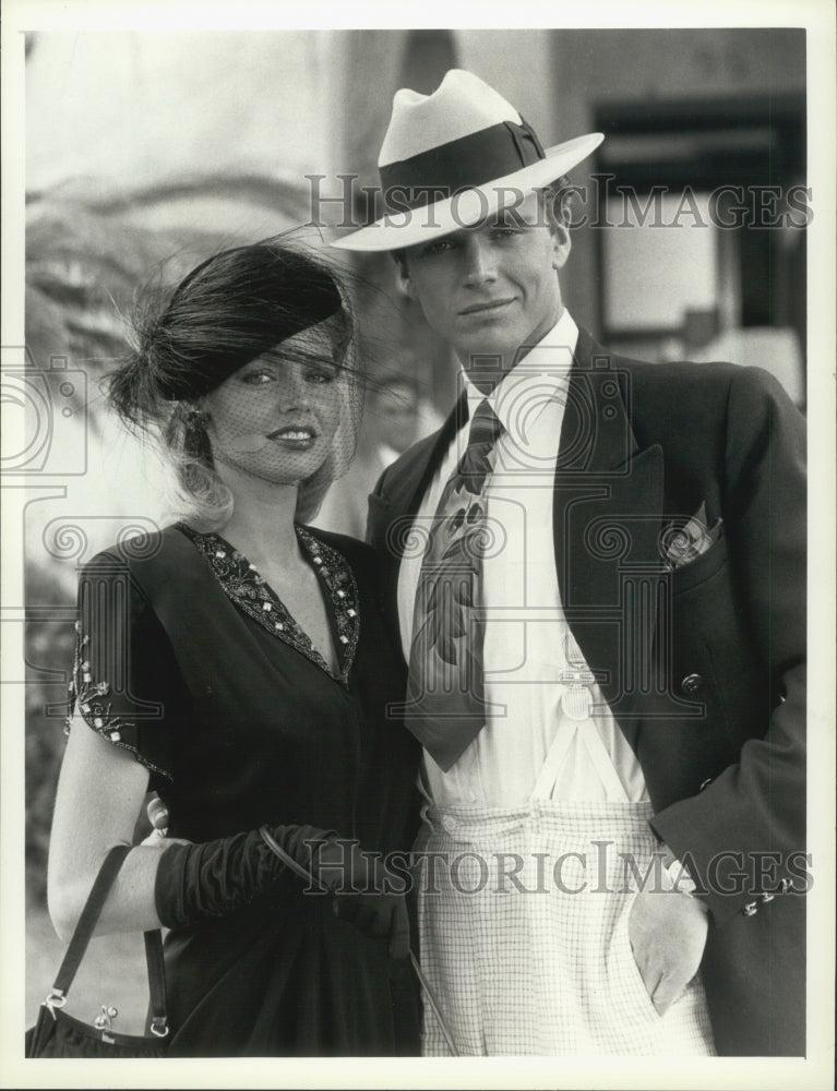 1986 Press Photo John Schneider & Teri Copley in Gus Brown and Midnight Brewster- Historic Images
