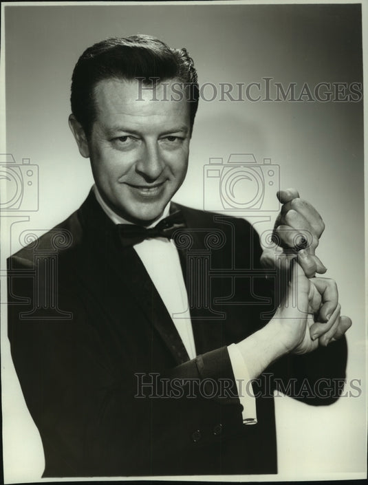 1962 Press Photo Mike Stokey of "Stump the Stars" on CBS-TV - mjp34043