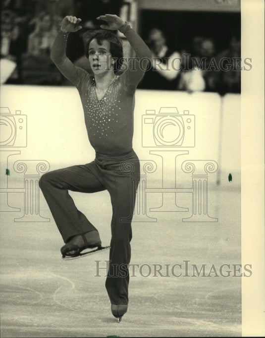 1984 Press Photo Ice skater Scott Hamilton performing - mjp35719- Historic Images