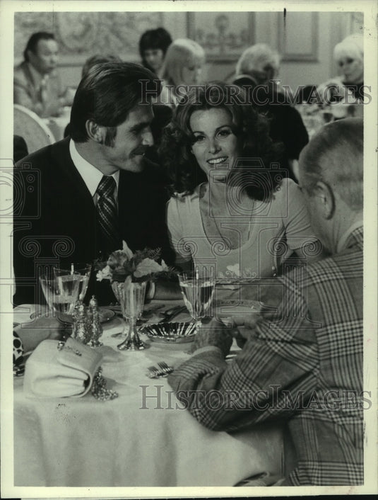 1973 Press Photo Stefanie Powers and other stars of "Marcus Welby, M.D."- Historic Images