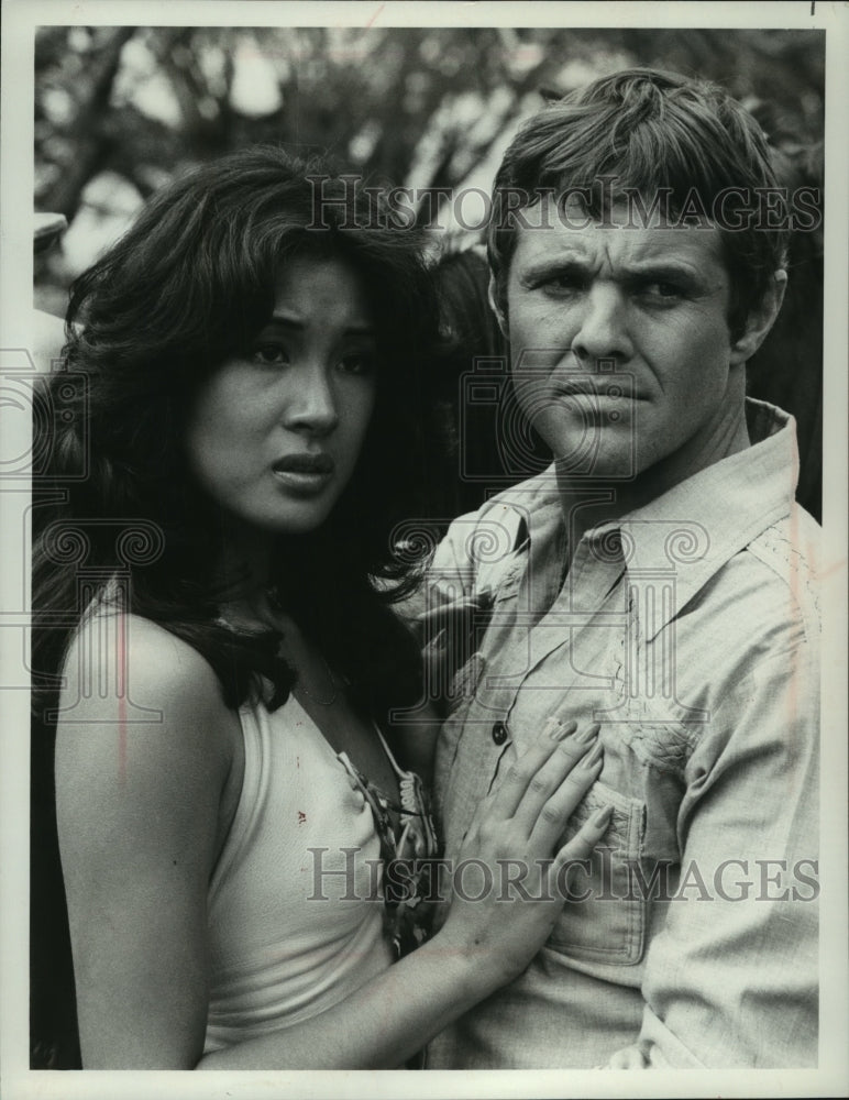 1977 Press Photo actors Jean Marie and Cliff Potts in "Danger in Paradise"- Historic Images