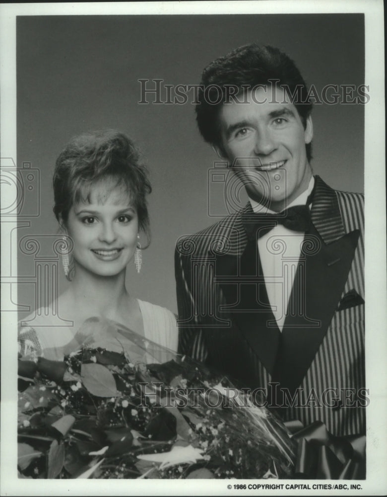 1986 Press Photo â€œGrowing Painsâ€ star Alan Thicke and Christina Jenson- Historic Images