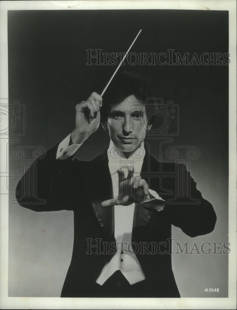 1979 Press Photo Conductor Michael Tilson Thomas - mjp37483- Historic Images