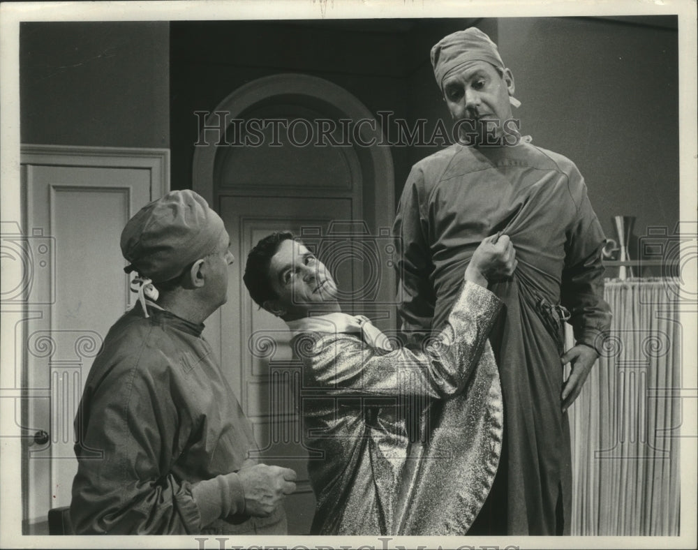 1967 Press Photo Stephen Strimpell, John McGiver, Paul Smith in "Mr. Terrific."- Historic Images