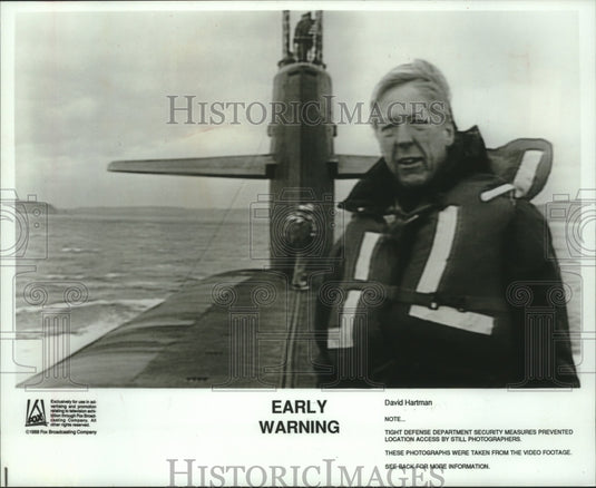 1988 Press Photo Media Host David Hartman Report on "Early Warning" on Fox- Historic Images