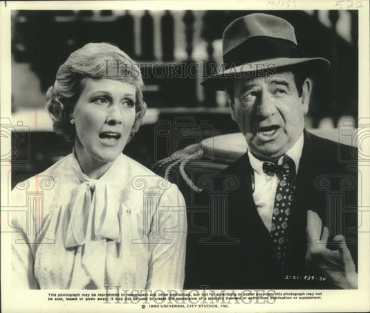 1980 Press Photo Julie Andrews & Walter Matthau star in "Little Miss Marker"- Historic Images