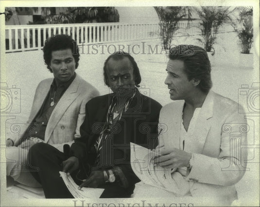 1986 Press Photo Philip Michael Thomas & others in "Miami Vice" - mjp38874- Historic Images
