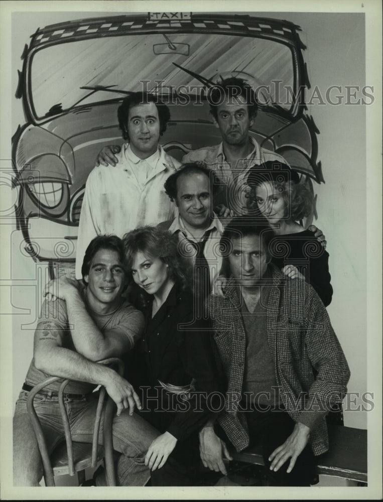 1982 Press Photo Judd Hirsch, others starring in "Taxi" on NBC. - mjp39769- Historic Images