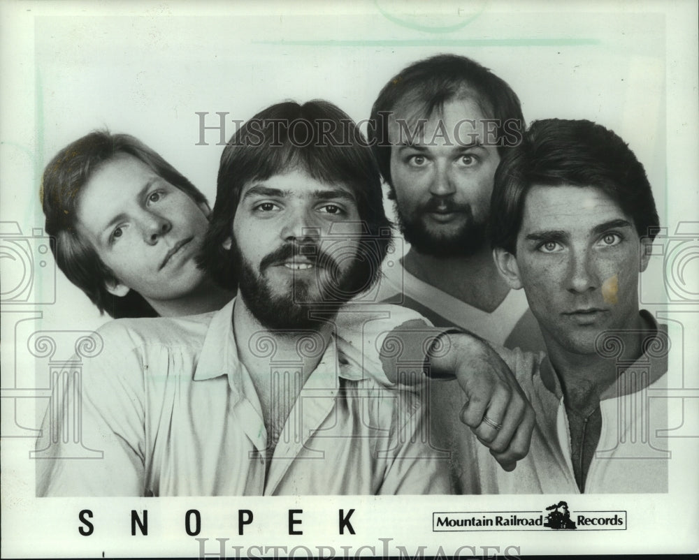 1982 Press Photo Members of “Snopek” group - mjp39886- Historic Images