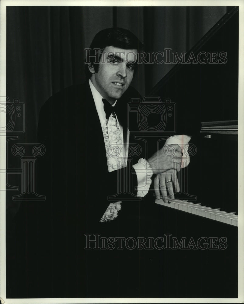 1975 Press Photo Steven Swedish Jr, pianist - mjp40365- Historic Images