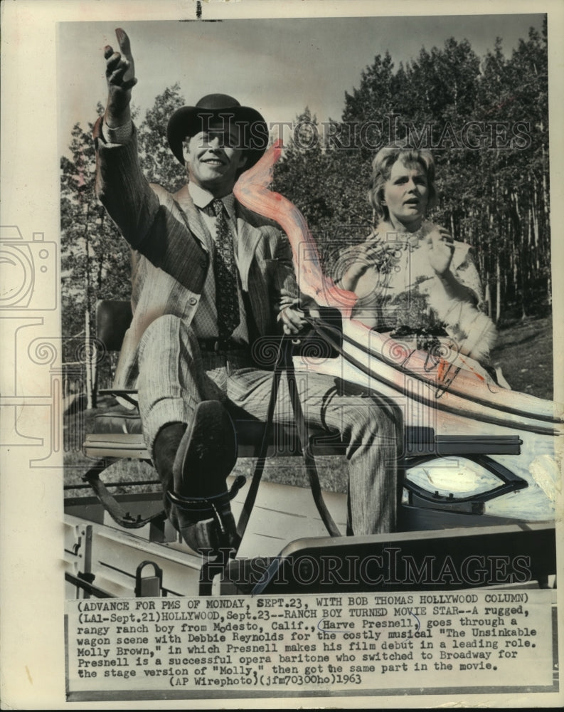 1963 Press Photo Harve Presnell &amp; Debbie Reynolds in &quot;Unsinkable Molly Brown&quot;- Historic Images