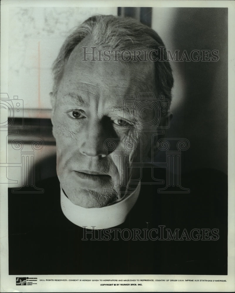 1974 Press Photo Max Von Sydow as Father Merrin in &quot;The Exorcist&quot; - mjp40614- Historic Images