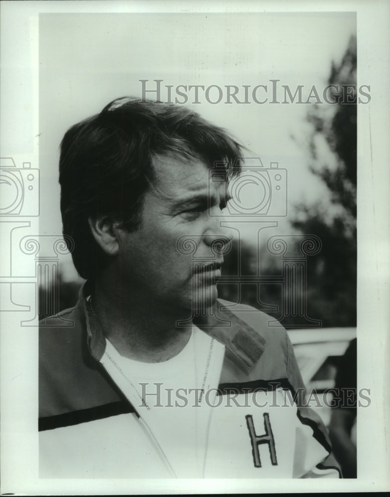 1984 Press Photo Los Angeles-Actor Robert Wagner co-hosting the &quot;Olympic Gala&quot;- Historic Images