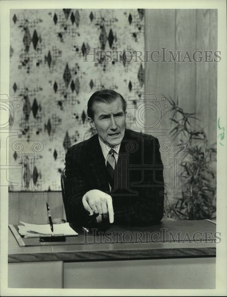 1967 Press Photo Dr. Lendon Smith In &#39;The Children&#39;s Doctor&#39; - mjp40792- Historic Images