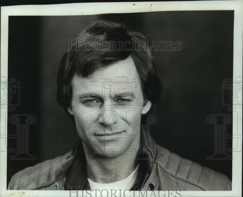 1982 Press Photo Tristian Rodgers - actor from General Hospital - mjp41244- Historic Images