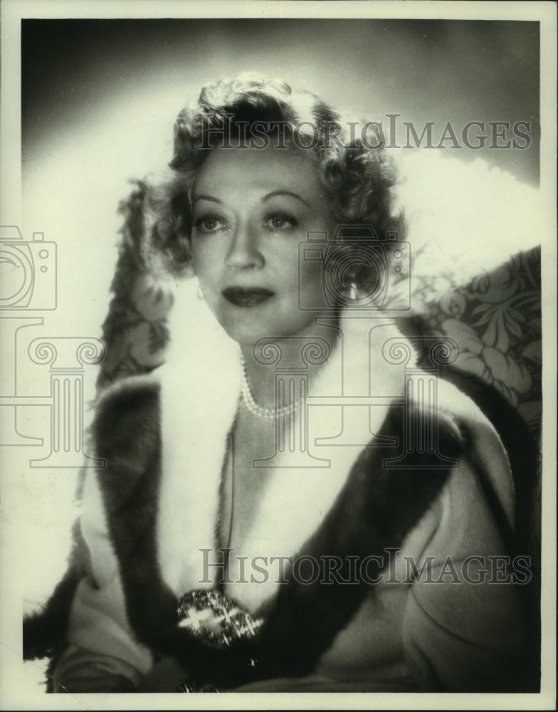 1960 Press Photo Former movie star Marion Davies - mjp42098- Historic Images