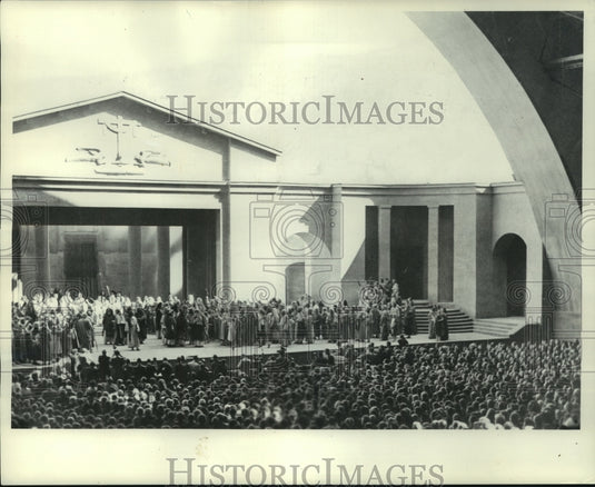 1960 Press Photo Scene from 1950 Passion Play. - mjp42940- Historic Images