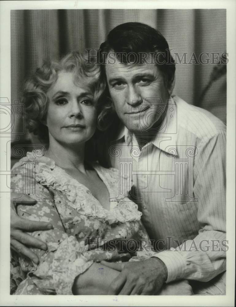 1984 Press Photo Piper Laurie & Earl Holliman in ABC-TV novel "The Thorn Birds"- Historic Images