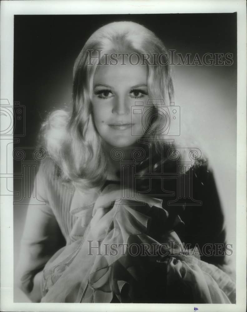 1972 Press Photo Singer Miss Peggy Lee - mjp43334- Historic Images