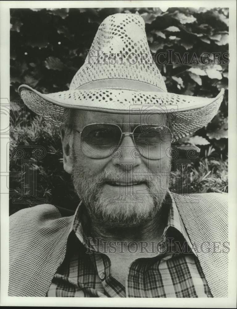 1985 Press Photo Actor Laurence Oliver's biography to appear on PBS - mjp44202- Historic Images