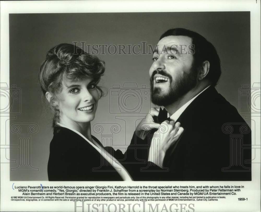 1987 Press Photo Luciano Pavarotti and Kathryn Harrold in &quot;Yes, Giorgio&quot;- Historic Images
