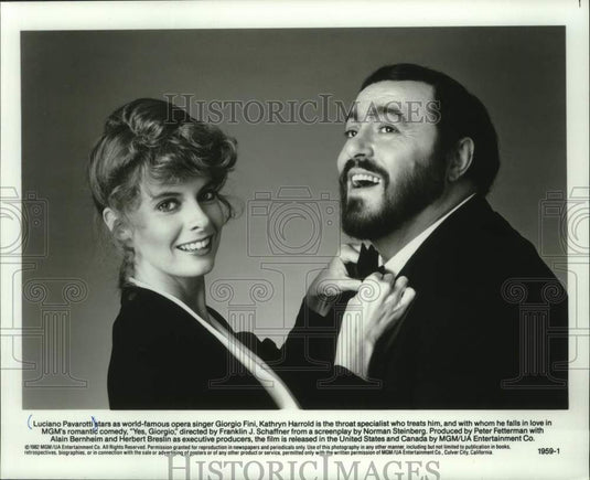 1987 Press Photo Luciano Pavarotti and Kathryn Harrold in "Yes, Giorgio"- Historic Images