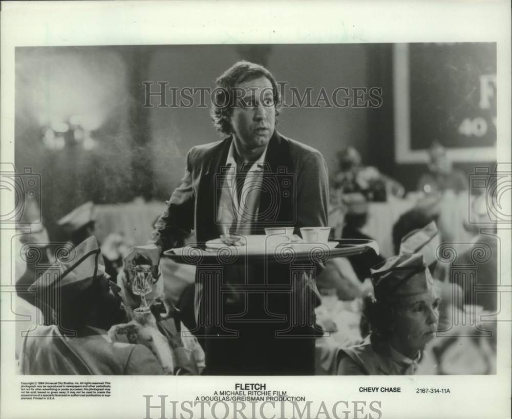 1985 Press Photo Chevy Chase in scene from &quot;Fletch&quot; - mjp44482- Historic Images