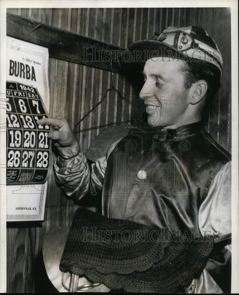 1942 Press Photo Jockey Johnny Adams Wins Four Churchill Down Races Friday 13th- Historic Images