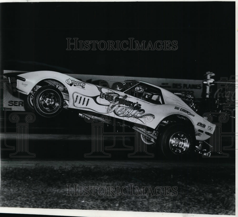 1987 Press Photo Bob Perry to drive Fugitive Corvette for races in Union Grove- Historic Images
