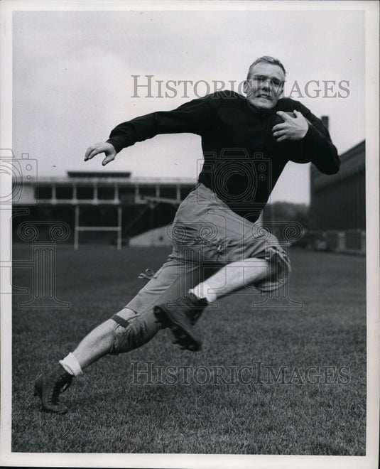 1977 Press Photo Chalmer W. Elliott, Bloomington, Ill., halfback - mjs01254- Historic Images