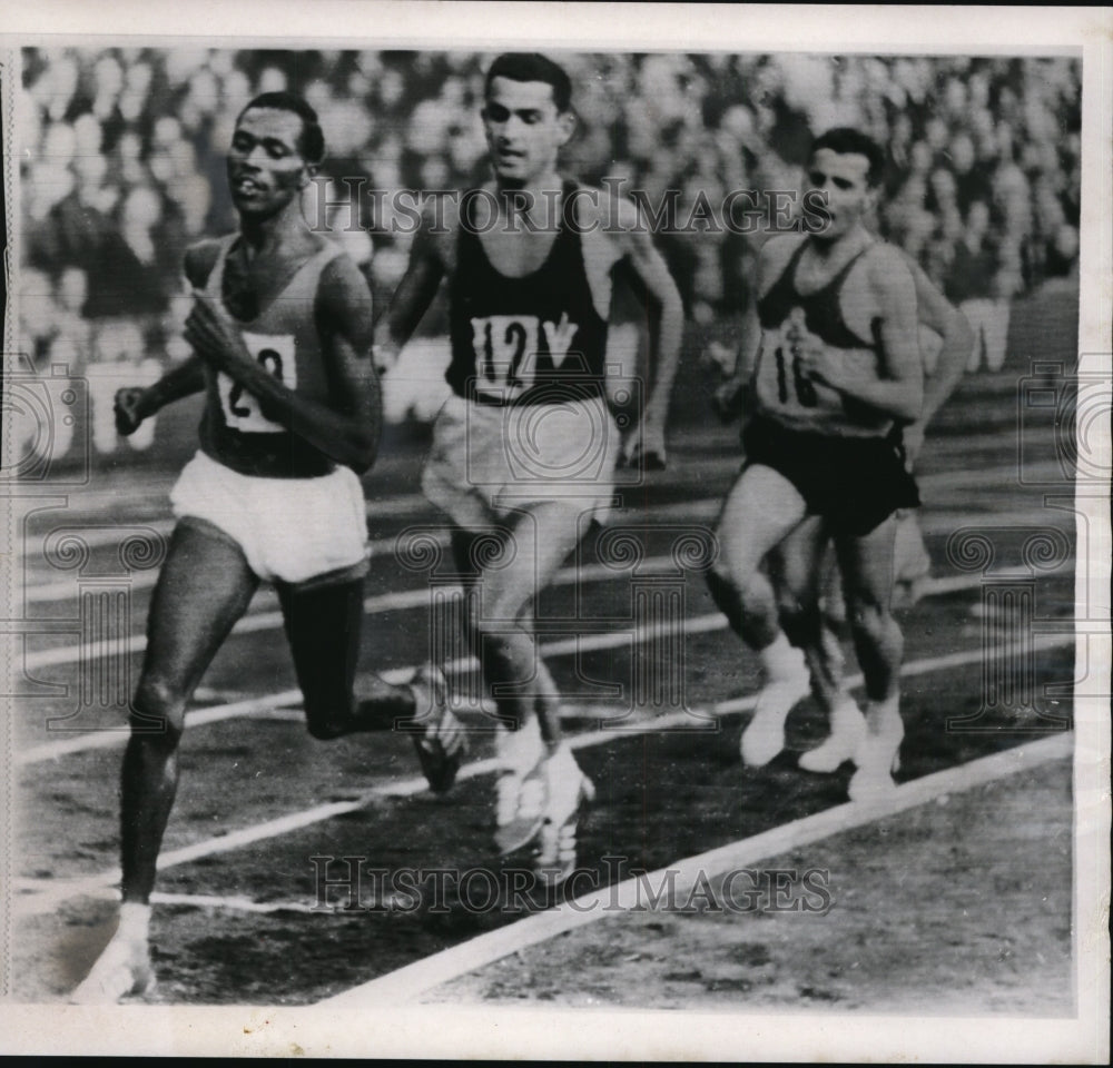 1965 Press Photo Ron Clarke won 5,000-meter race at Stockholm, Sweden- Historic Images